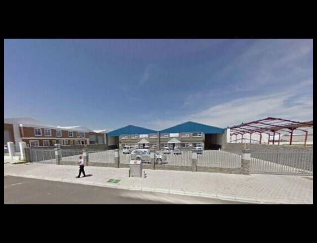 812M² FACTORY TO LET IN SAXON INDUSTRIAL